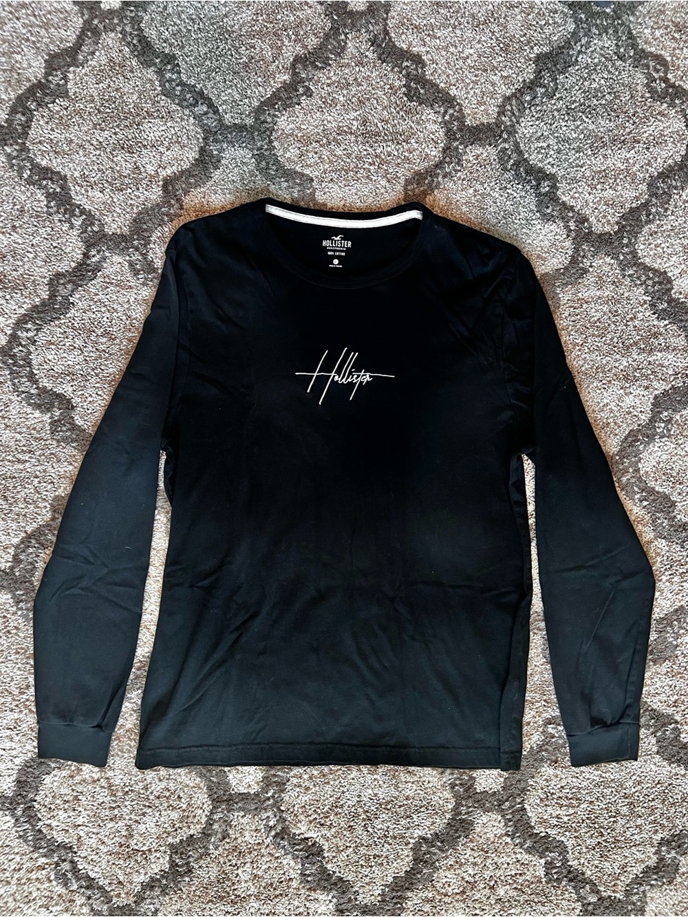 Hollister Men’s Large Black Long Sleeve T-Shirt Embroidered Logo 100% Cotton